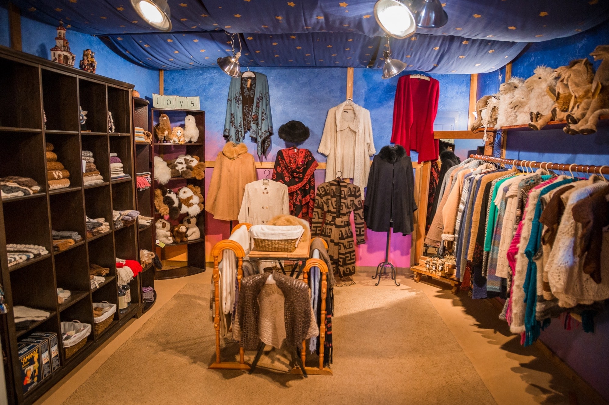HVAR_Store-9.jpg