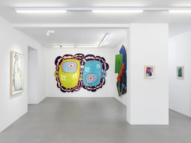 Installation view: Elizabeth Murray at Galerie Maria Bernheim