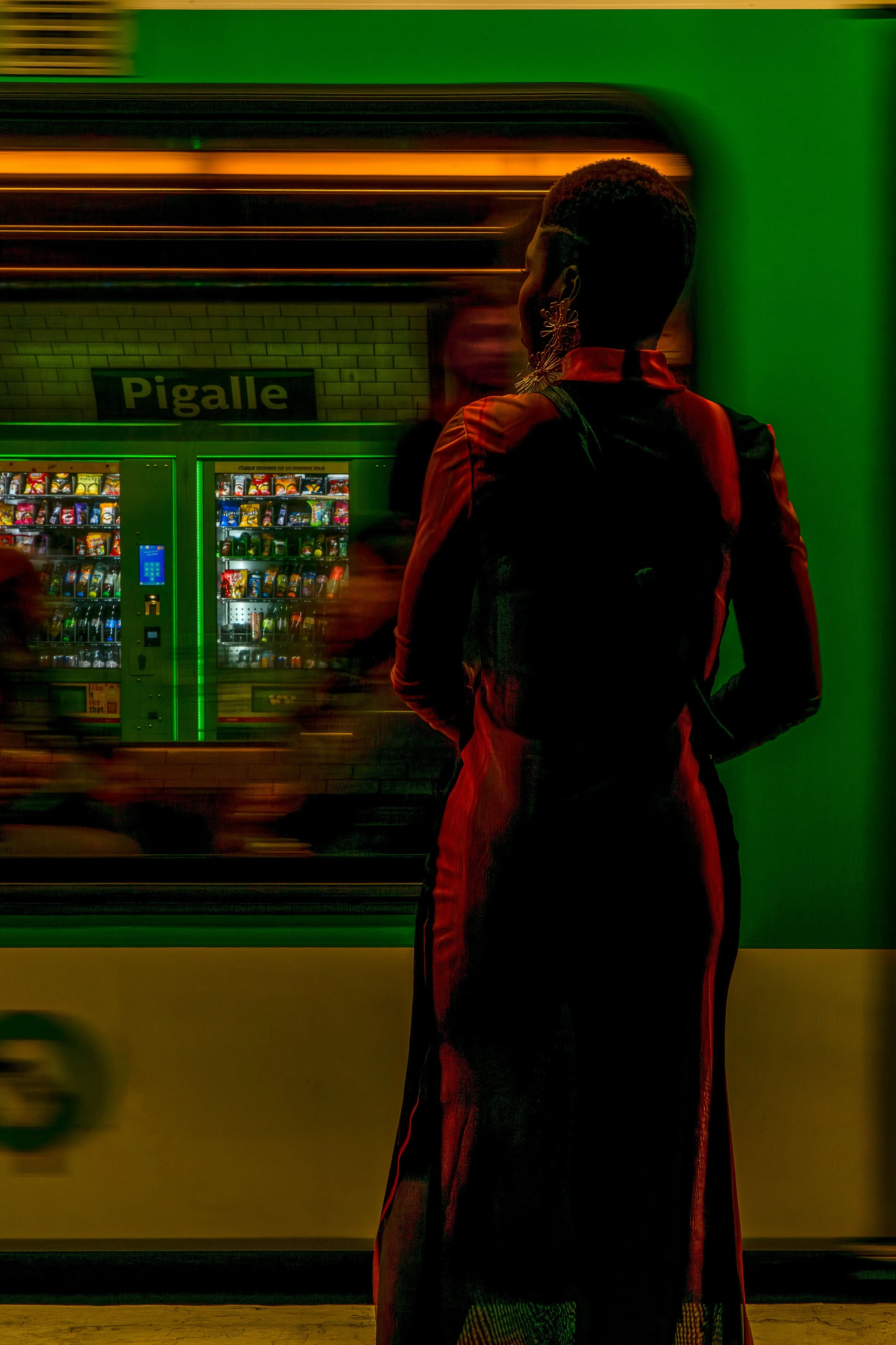 1ex_30x45_FA PEARL_B221223_CASSANDRE_DSC06836-Edit-2.jpg