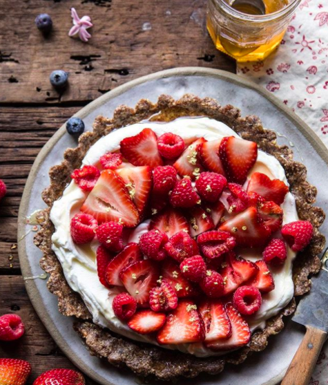No-Bake Greek Yogurt Fruit Tart