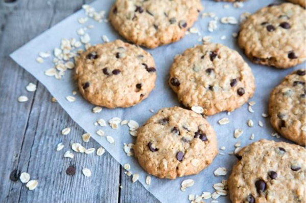 Chocolate Chip Oat Cookies