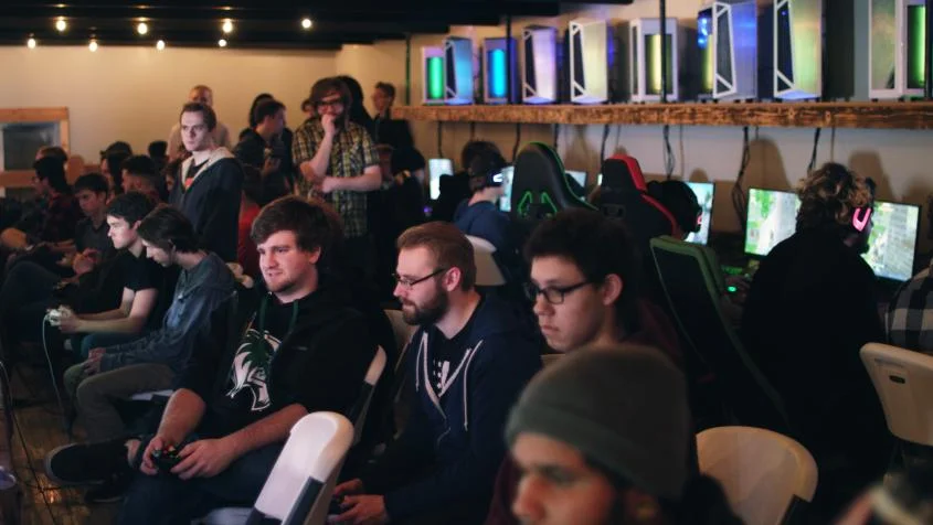 gaming center2.jpg