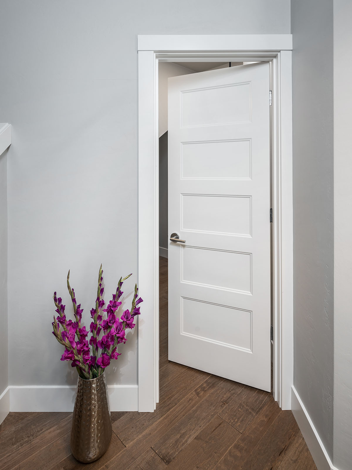 817-W-35th-Pl_37s.jpg