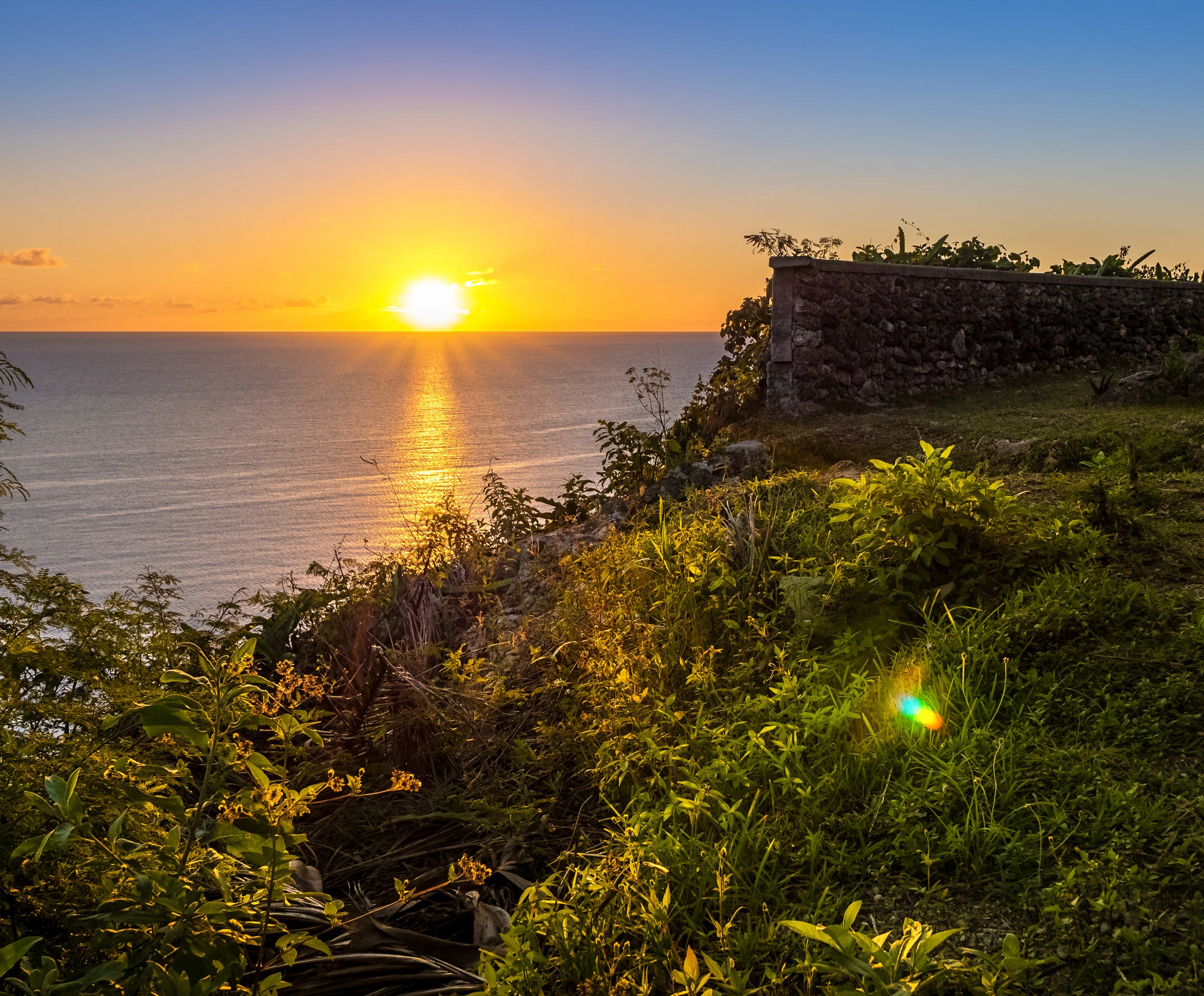 CRH_2016_A-JOKING-SUNSET_1020268-72_500px.jpg