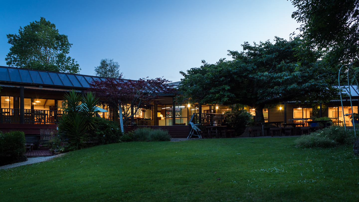 CRH_2018_NZ-DAY_11-WAITOMO_CAVES_4503.jpg