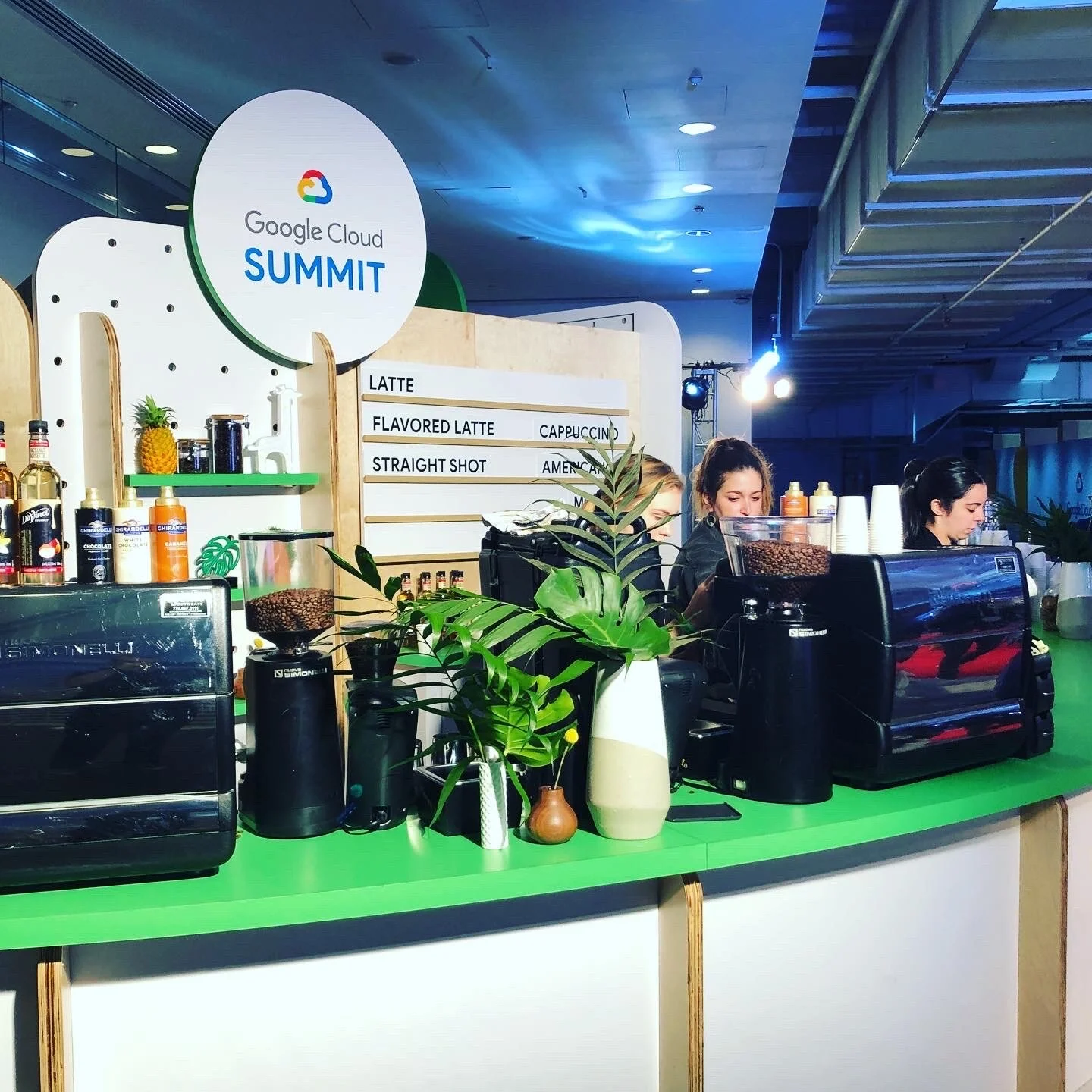 Fully Branded Build-Outs and Coffee Bars! The Perfect Solution To Impress Your Clients at Your Next Trade Show!