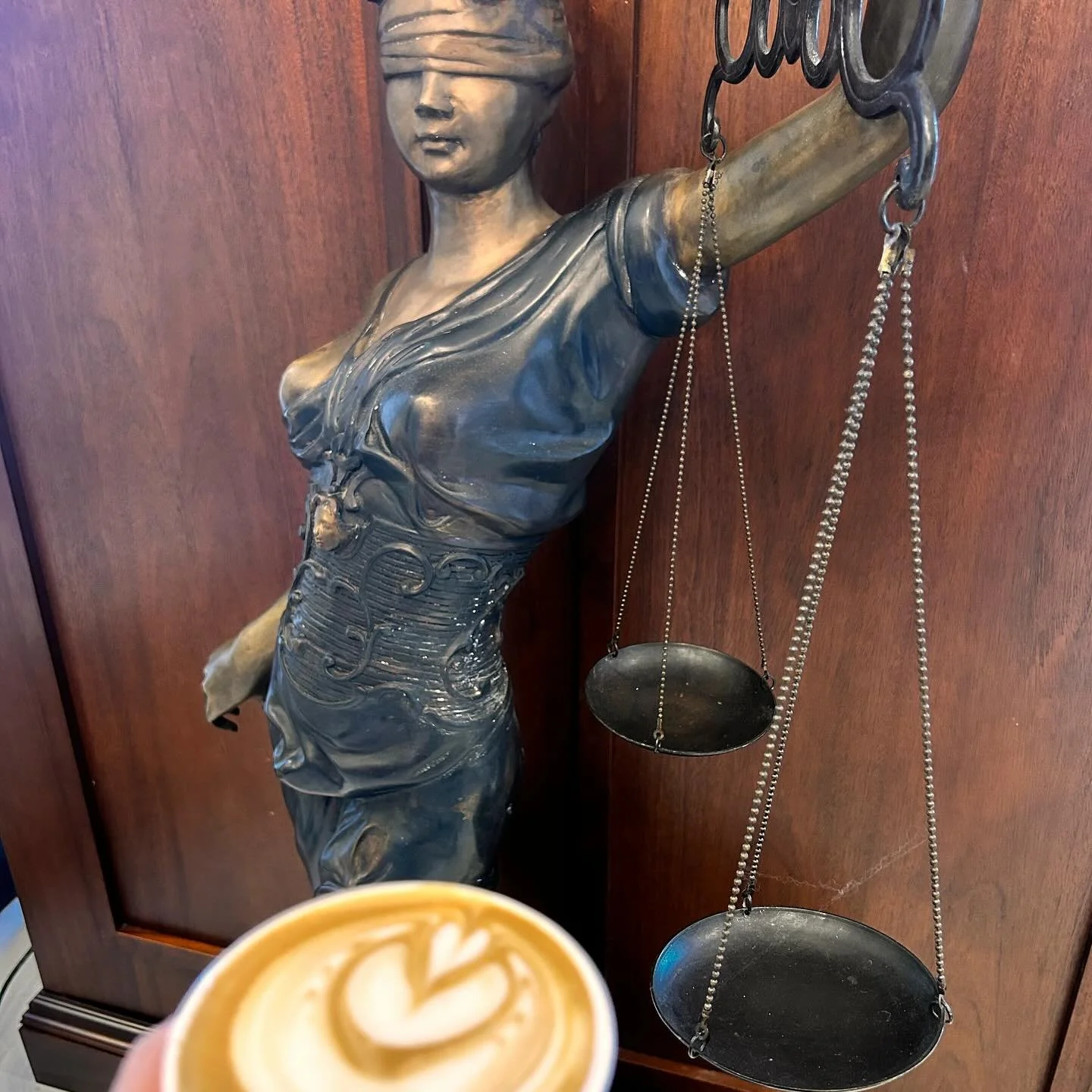 Kicking off a busy December at #morganandmorgan ! 

.
.
#atlcoffee #atlantacoffee #decaturcoffee #decatur #atl #georgia #atlanta #decaturcoffeeshop #mobilebarista #barista #travelingbarista #midtownatl #3rdwavecoffee #latte #coffeeroaster #livewire #