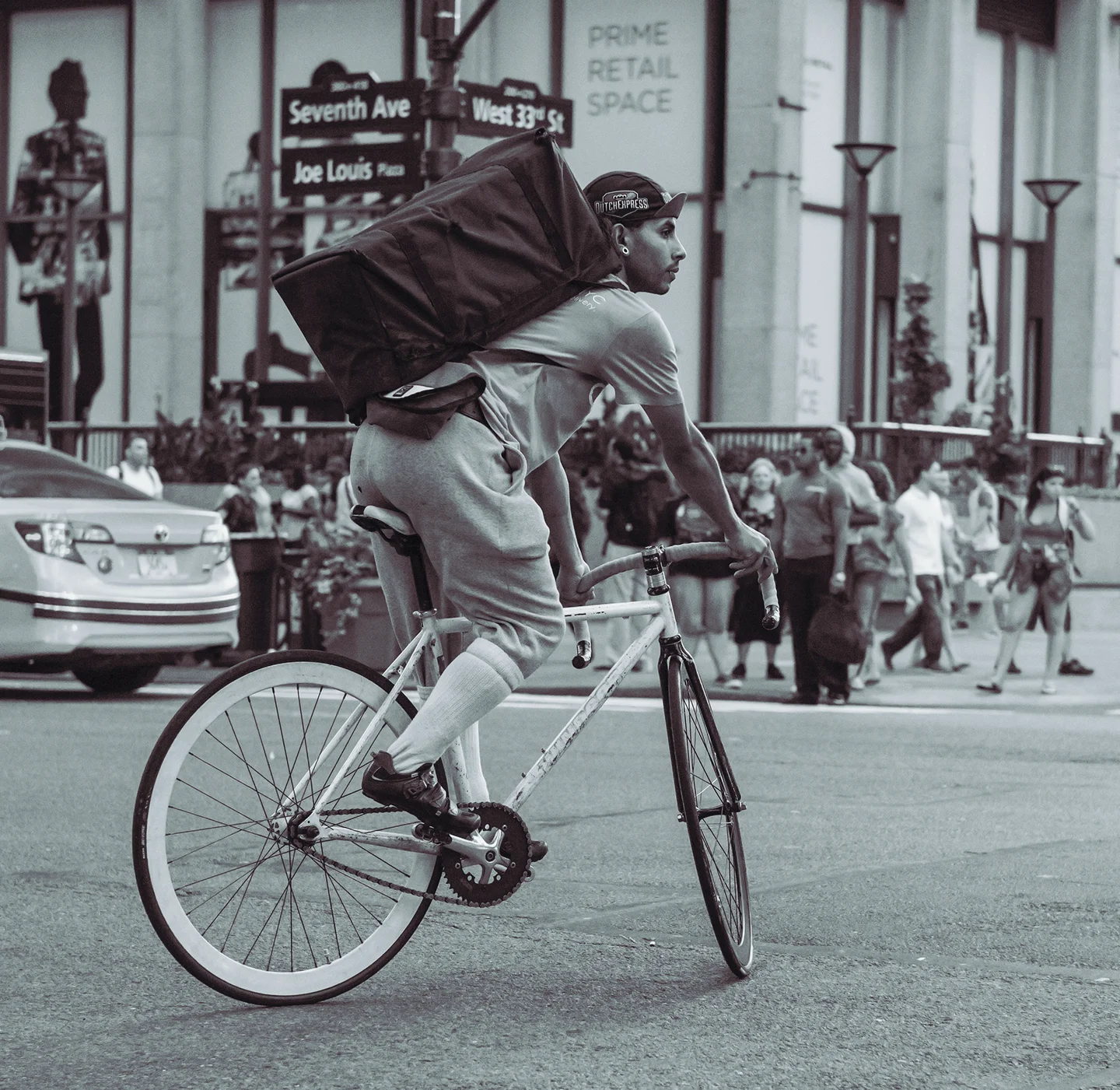 Bicycle 09 - Courier on Freeze NYC