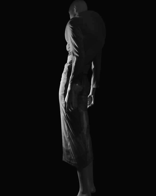 23.017 Comme de Garçon Rei Kawakubo) 1997,2007