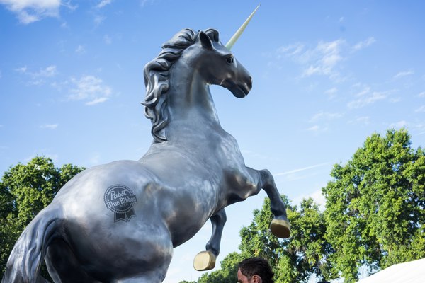 MFNWPPPP17_Unicorn-Daniel-Cole.jpg