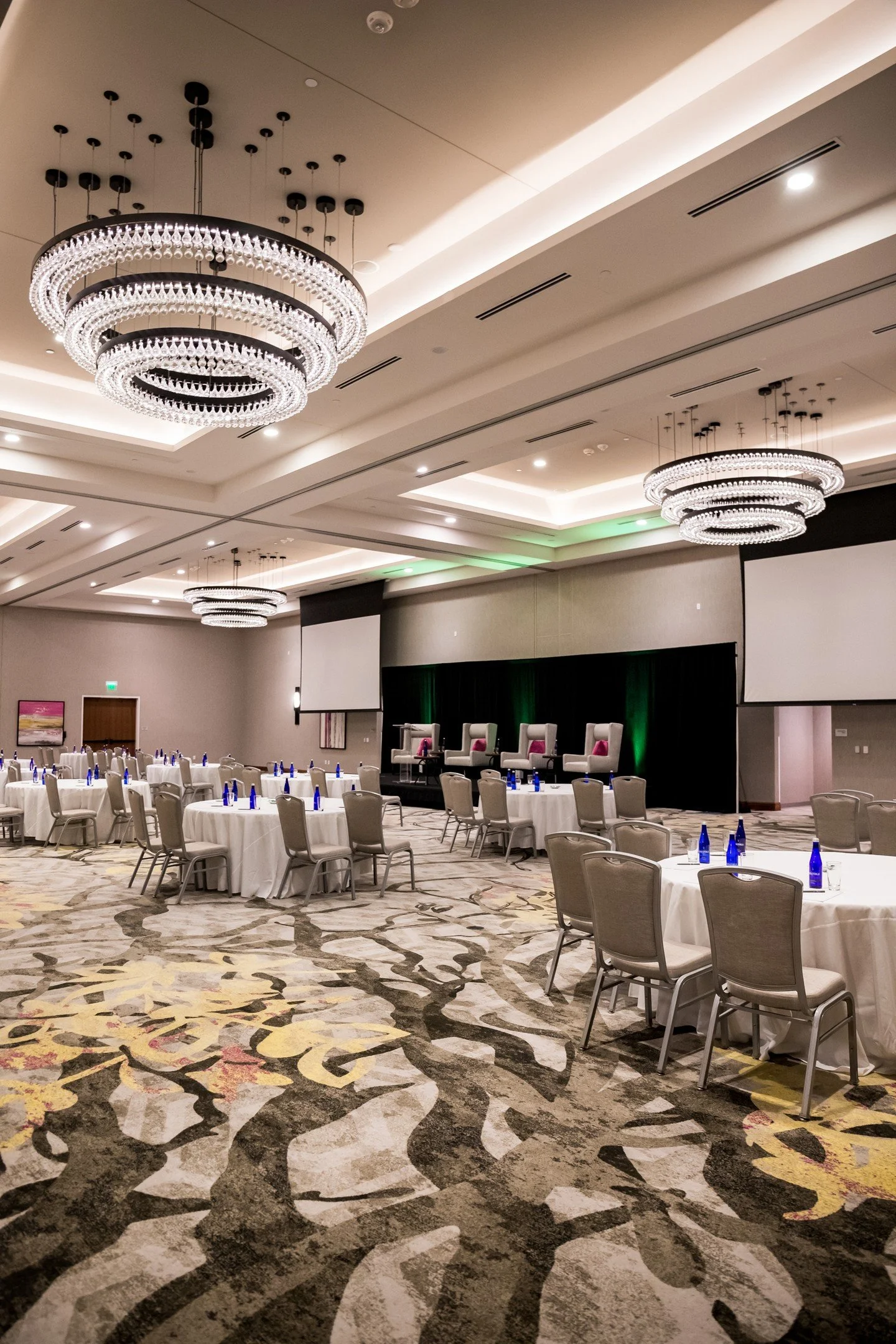 From boardroom strategy to ballroom celebrations&mdash;American Beauty Events does it all, effortlessly.

Host your corporate events, holiday parties, town halls, and multi-day meetings in a space designed to impress, connect, and deliver. Thoughtful
