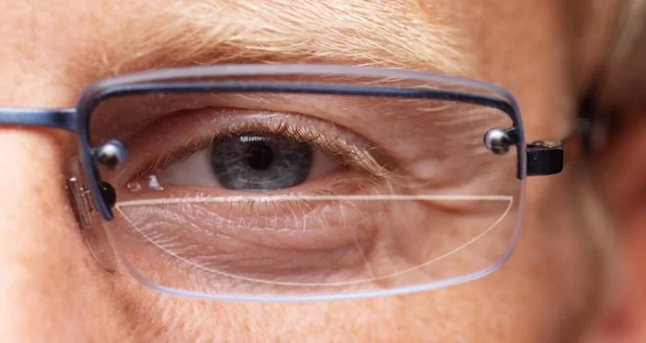 Progressives and Bifocals Lenses