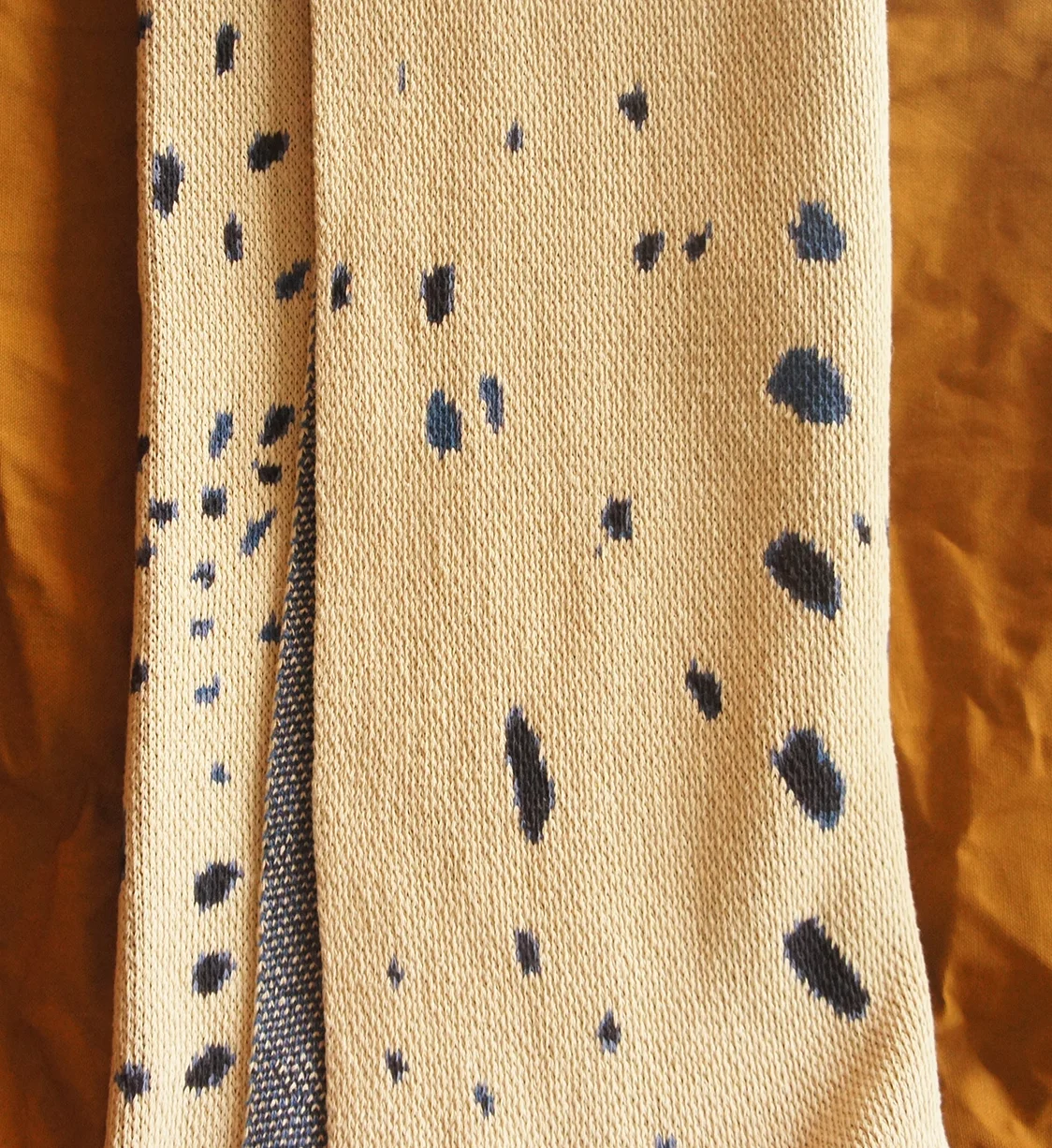 Hillary_Blanket_Blue.jpg