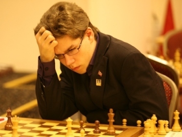 Photo courtesy o f chessdb.com