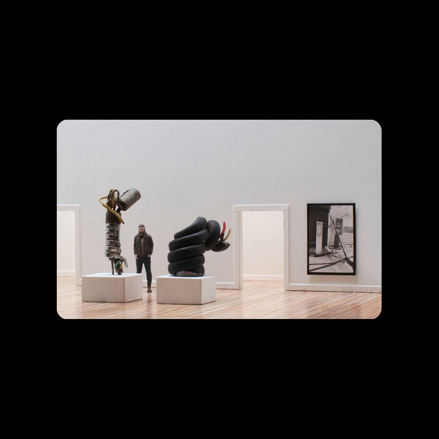 3 Gallery - 4 Image - Left_2.jpg