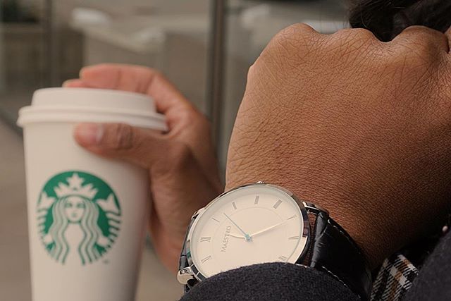 Somethings just go hand in hand, like @starbucks caramel machiatto and a watch from @maestrowatches.
--
The Lusso watch is so simple, yet so unique. With the classic black, leather band, and simple white face, this watch is perfect. --
This watch gai