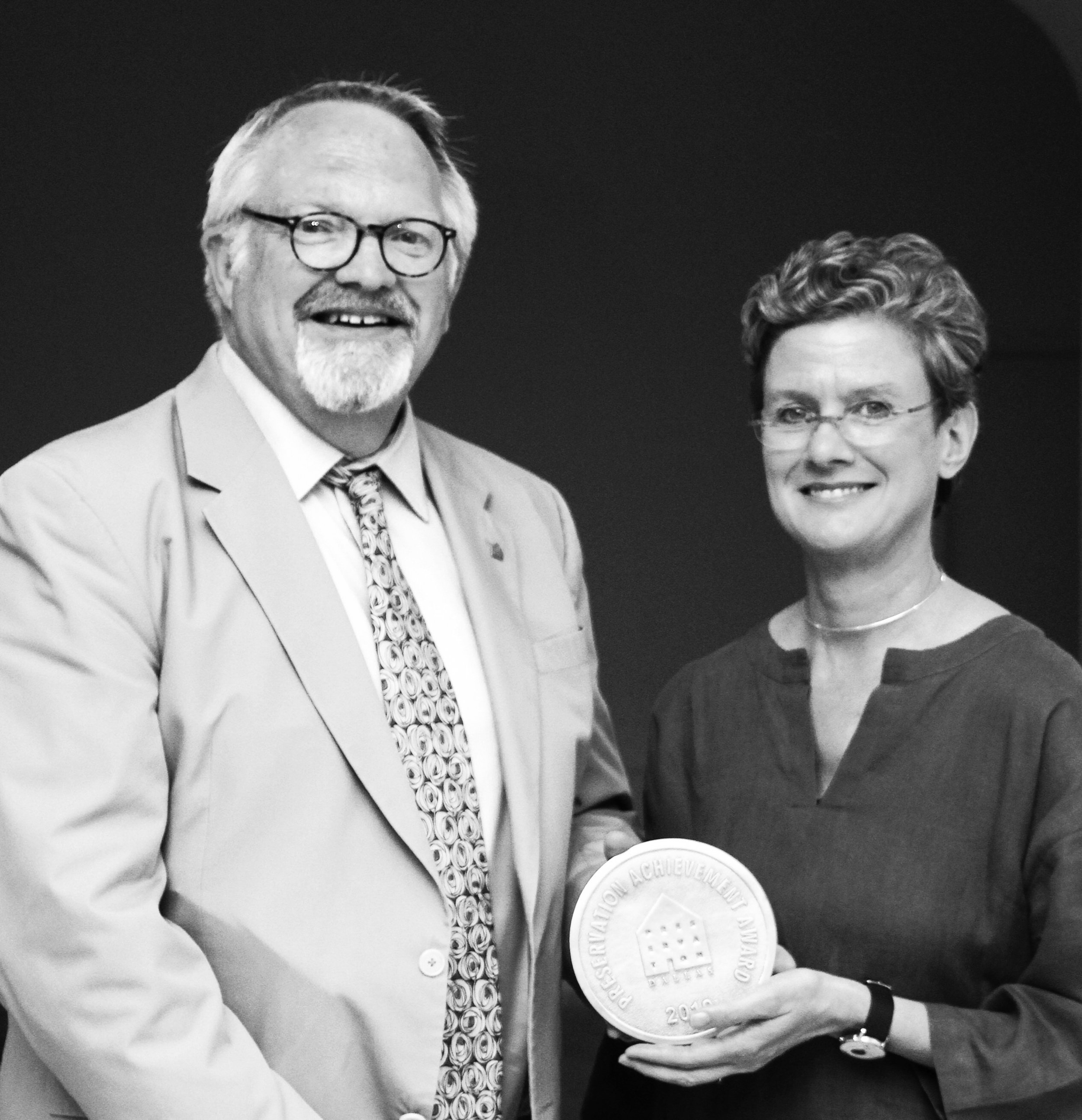 Lakewood Theater restoration recognized at annual Preservation Dallas Preservation Achievement Awards event.