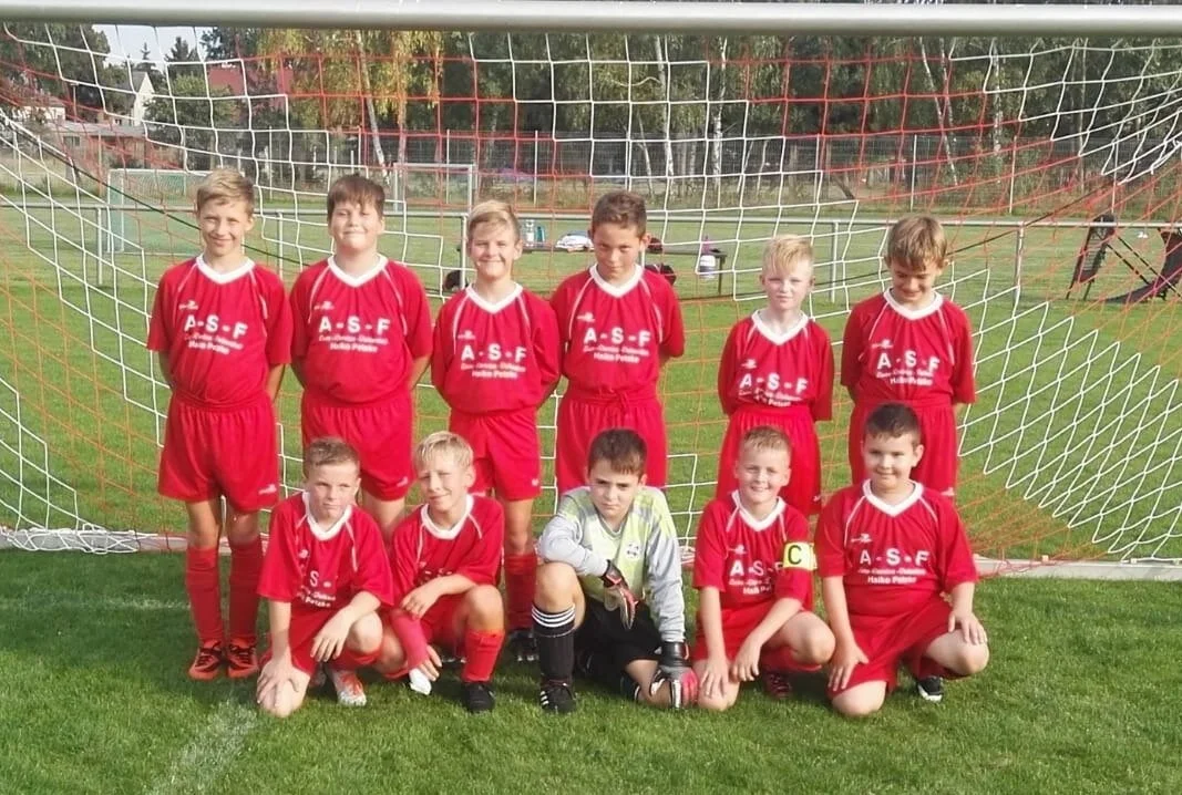 Hintere Reihe v.ln.r.: Marlon Durchstecher, Lukas Fischer, Fin Rex, Ben Fink, Liam Kessel, Javie Jüttner Vordere Reihe v.l.n.r.: Bennet Balfanz, Luis Kohls, Tristan Pritschow, Fabian Sand, Devin Beyer