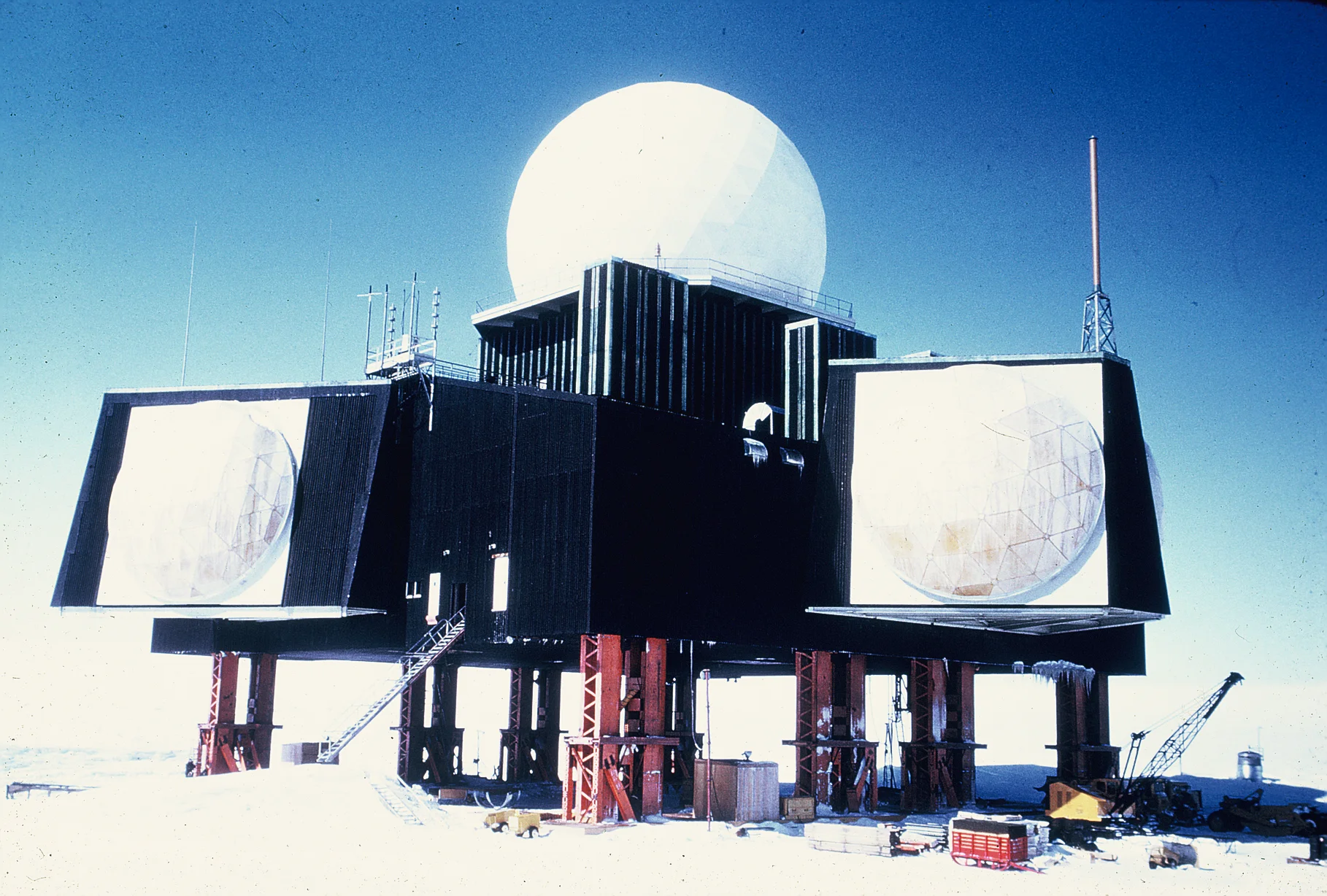 R1-03284-0027 2.jpg
