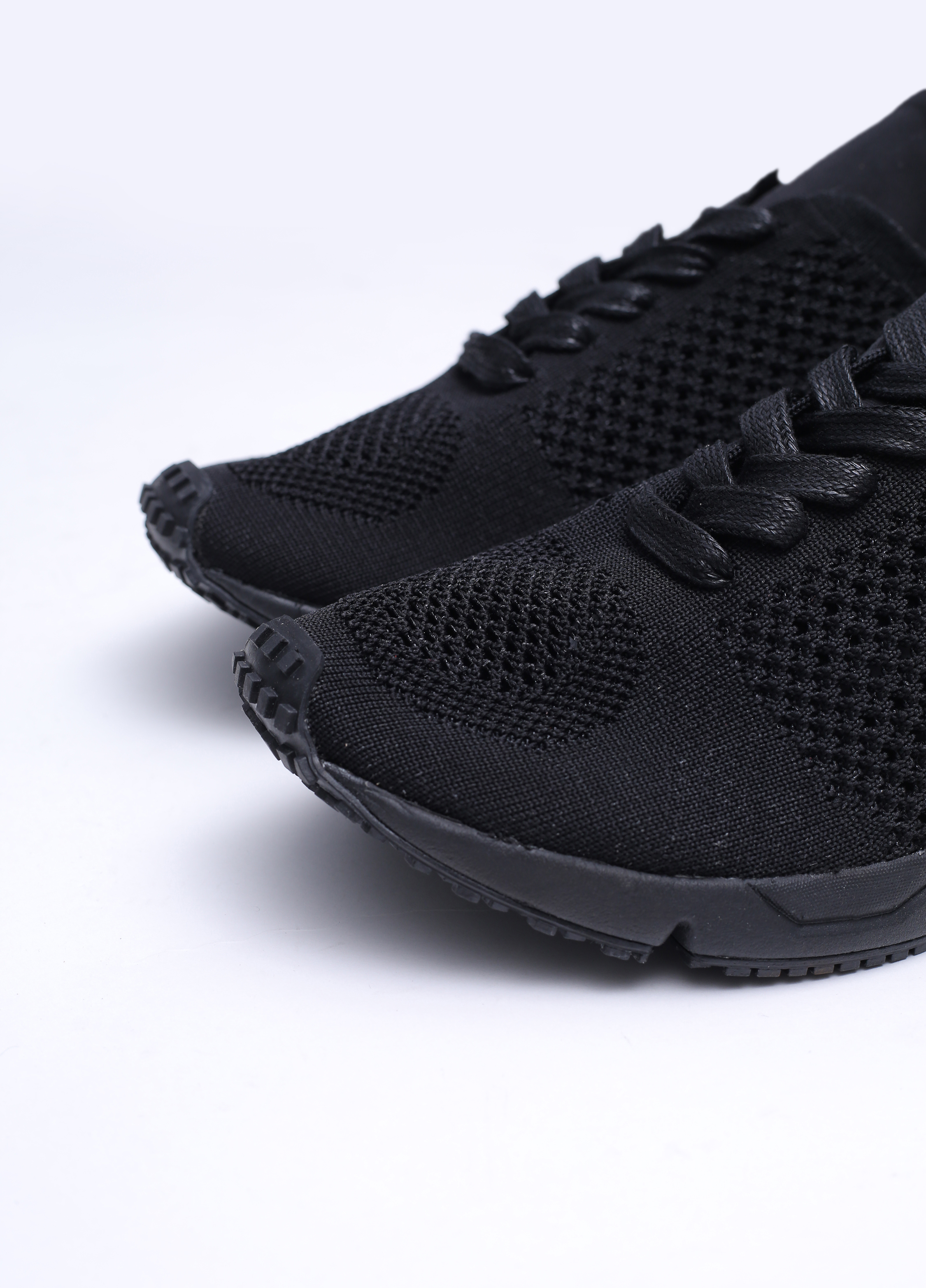 Mesh and hot sale neoprene sneakers