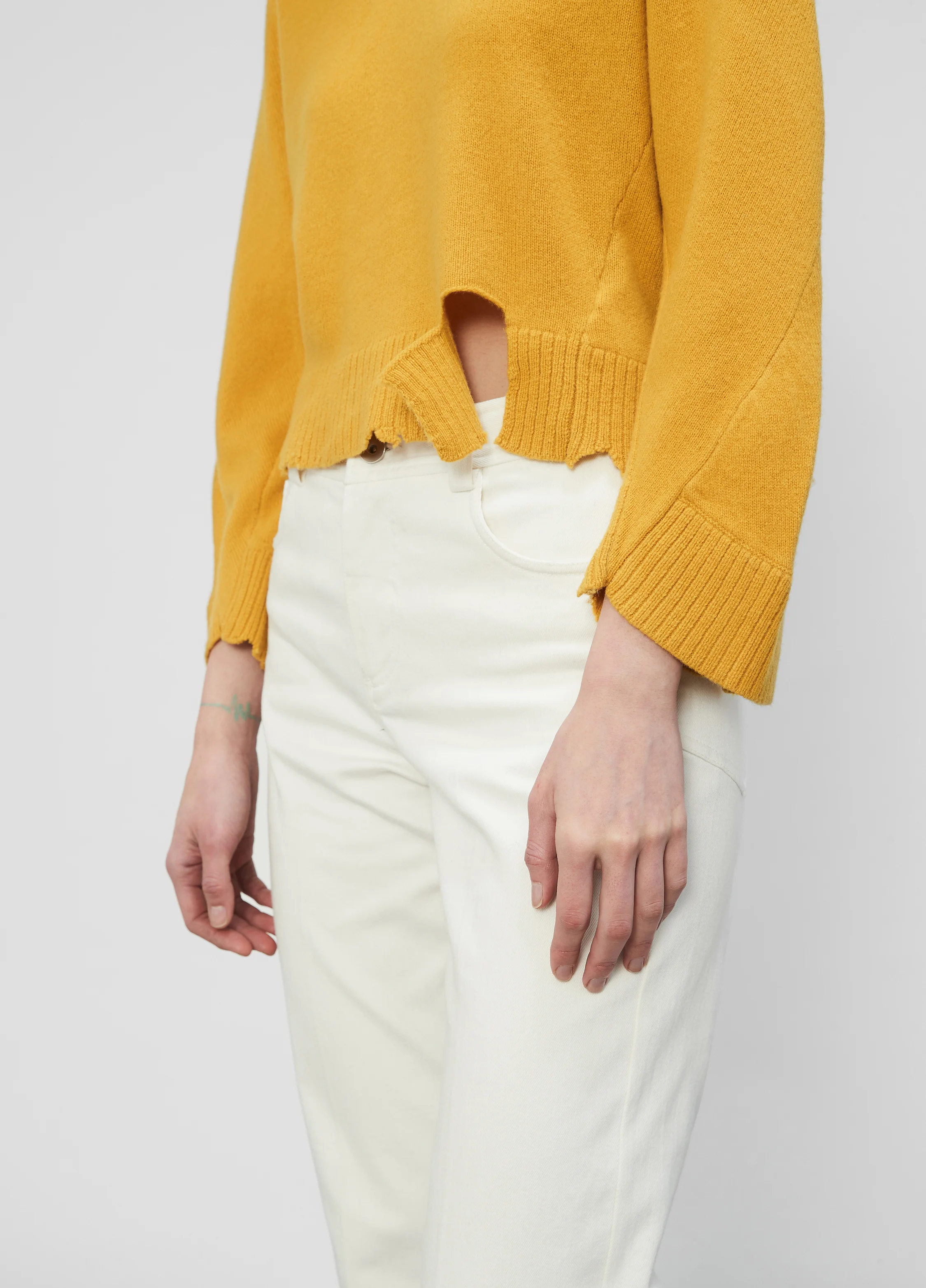 baggy sleeve sweater