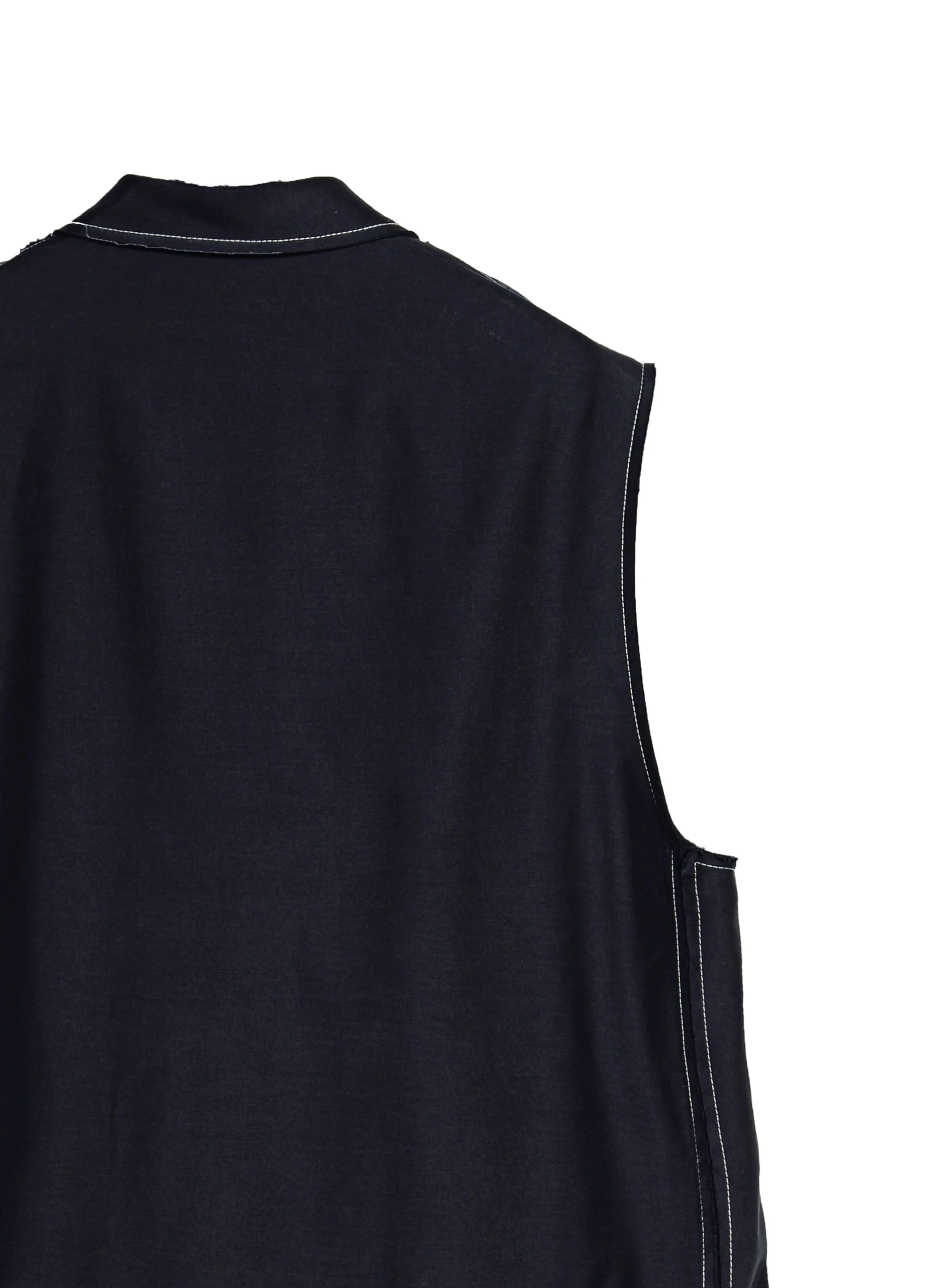 Best Seller: Sleeveless Coat | Runway — JNBY