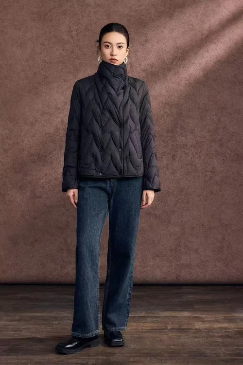 Double-Breasted Designer Short Down Jacket