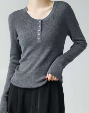 Round-Neck Knitted Wool Sweater