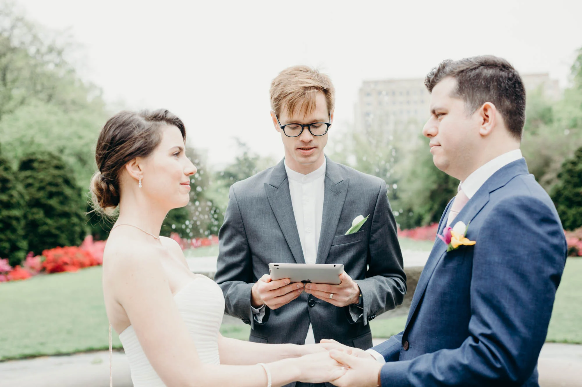 brooklyn-botanical-garden-elopement-elizabeth-tsung-photo-16.jpg