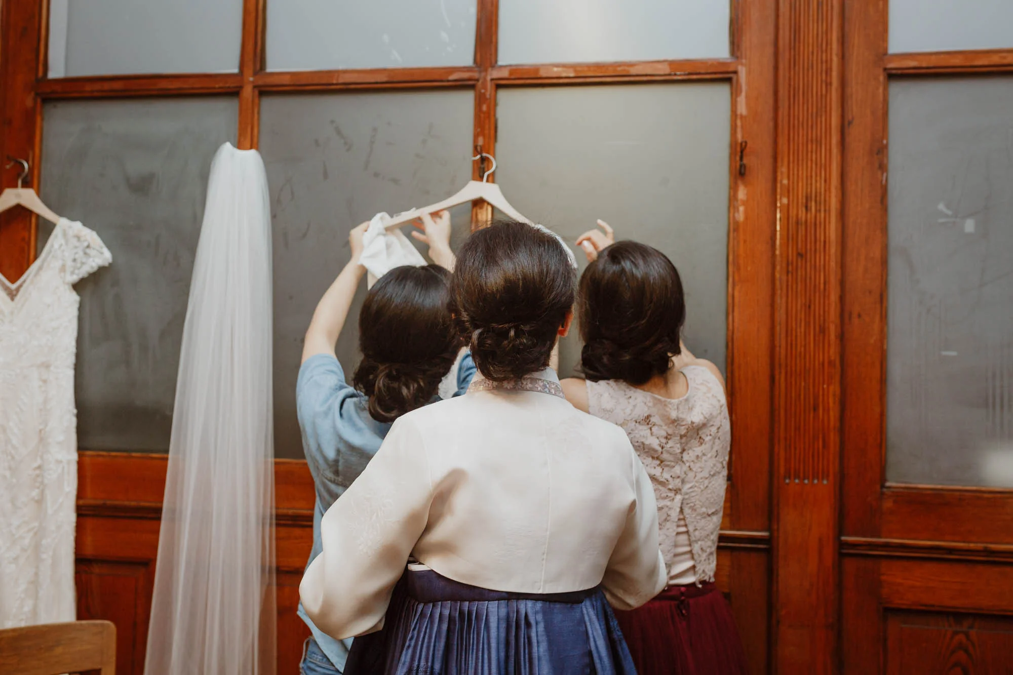 oneifbylandtwoifbyseawedding-elizabethtsungphoto-18.jpg