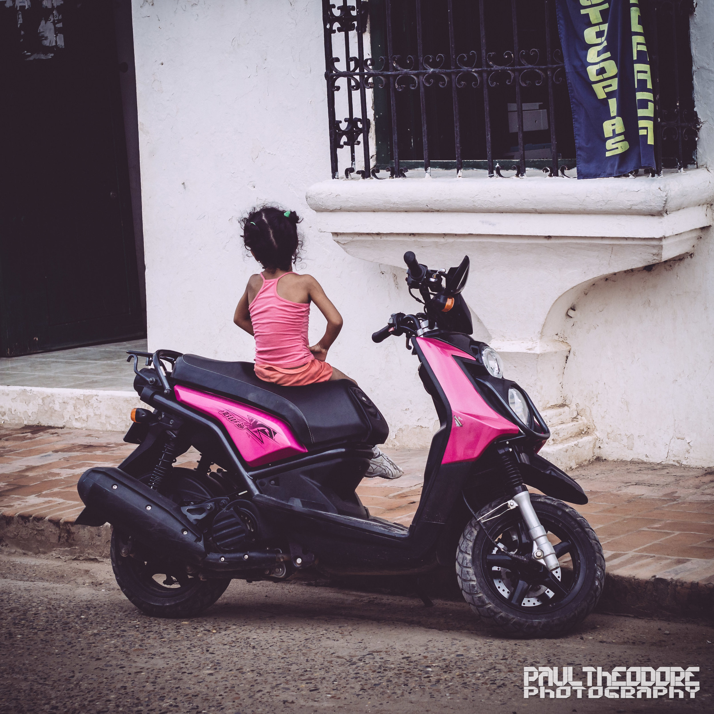 motogirl_Colombia.jpg