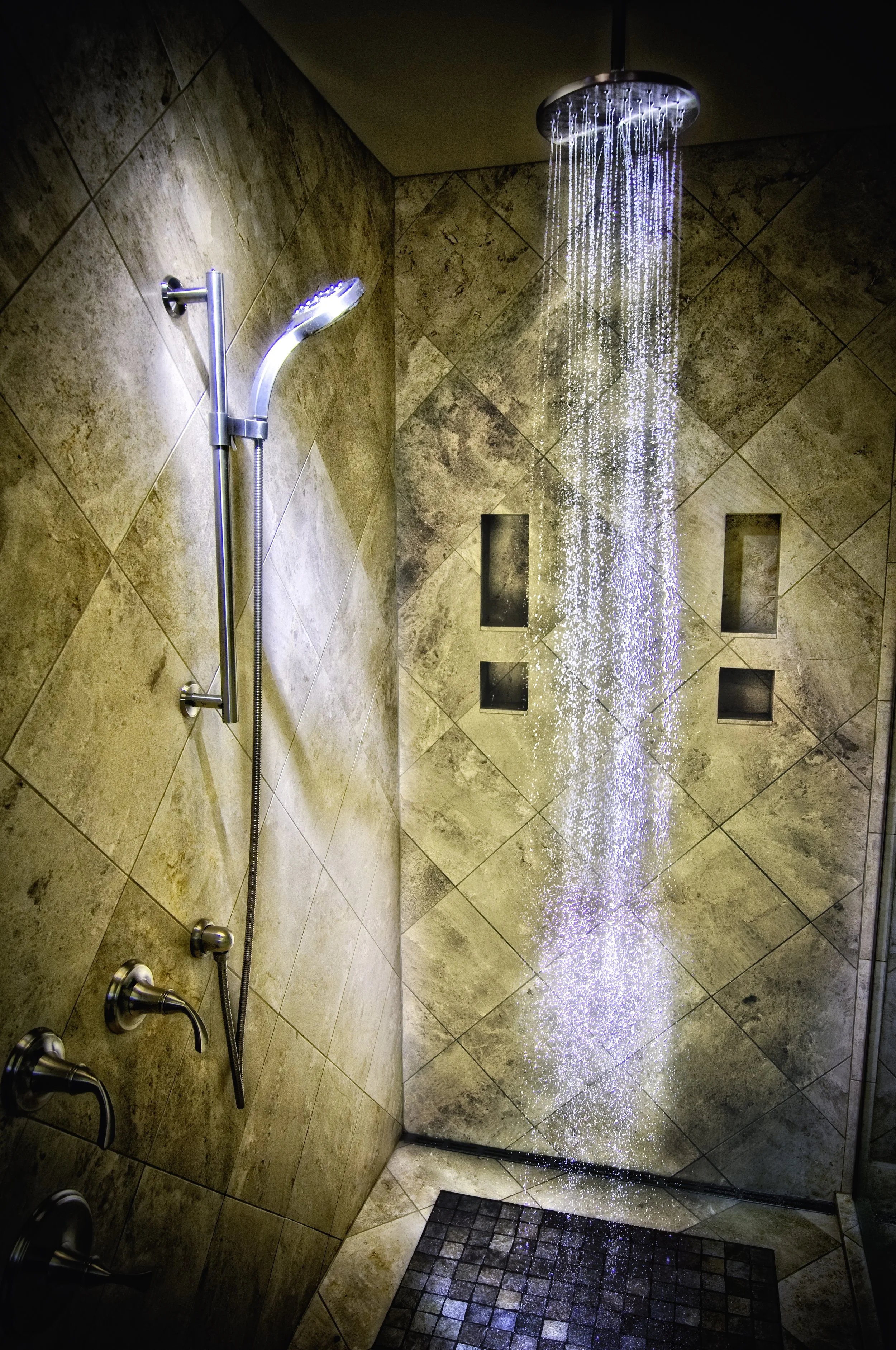 sun_design-bath-7236-Edit-Edit.JPG