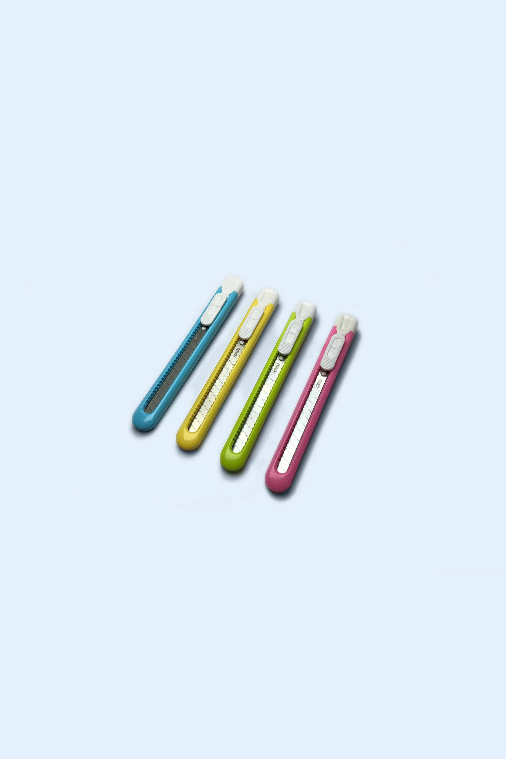 Retractable-Blade-Utility-Knife.jpg
