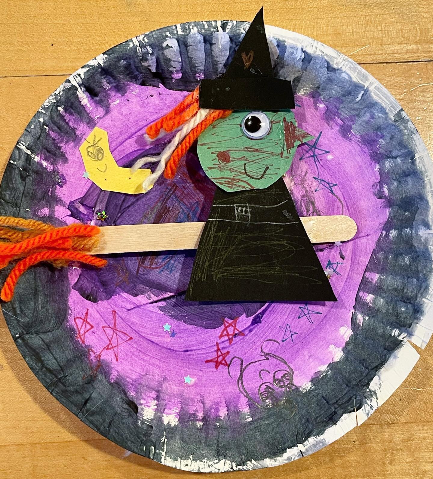 Feeling witchy 🧹✨
By our very talented little student Harper