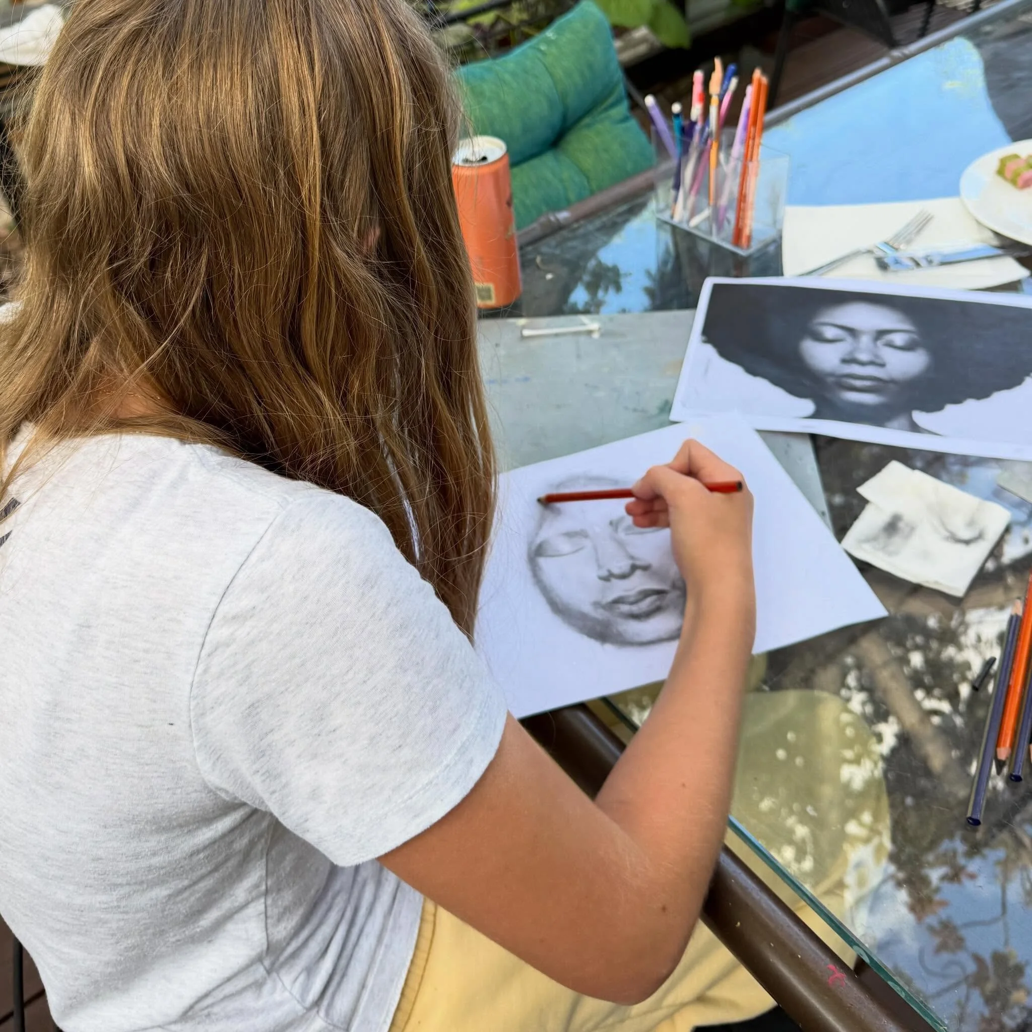 Putting in the work and getting better every day 🙌 💖

Portrait in pencil and charcoal by Lucy, age 12