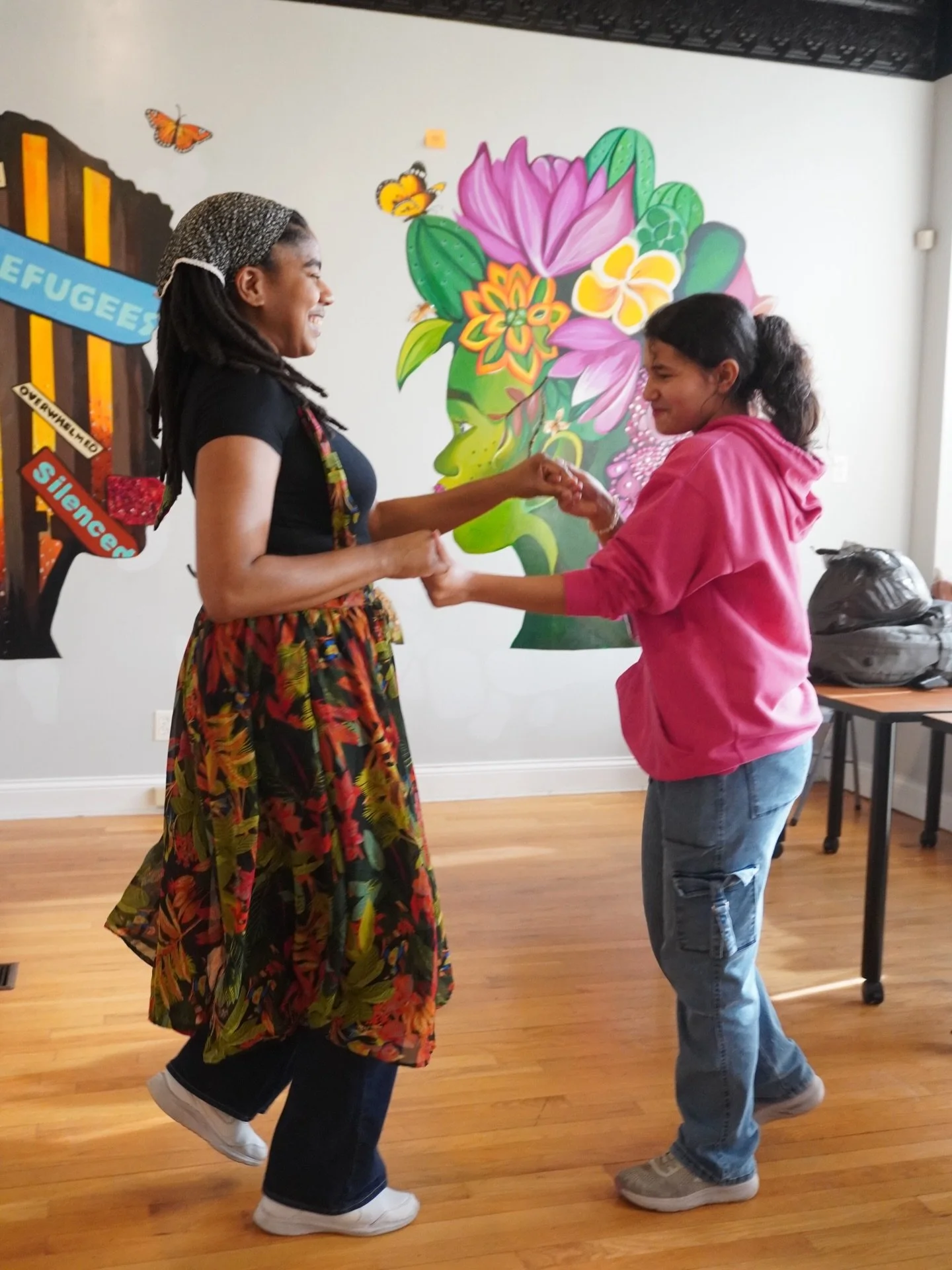 May I have this dance? 💃🏻 We&rsquo;re salsa-dancing into the spring with the help of our intern Liz and her awesome friend Mya! The girls also got to teach their belly dancing moves at the Mentee Circle party 🌸
