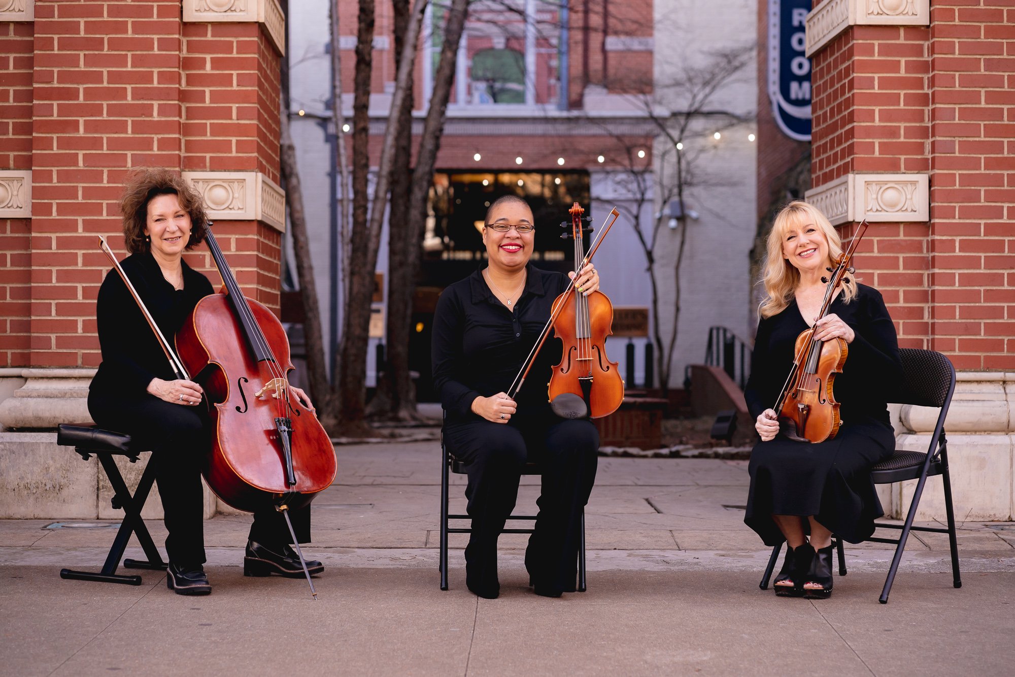 Knox Courtyard Strings Trio (13 of 61).jpg