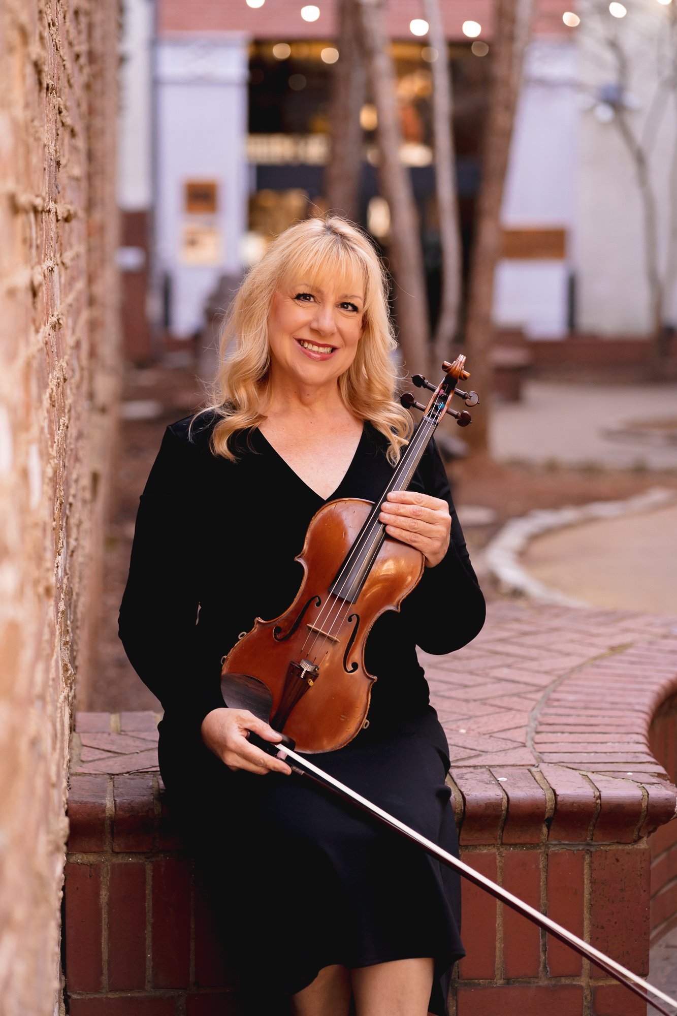 Knox Courtyard Strings Trio (56 of 61).jpg