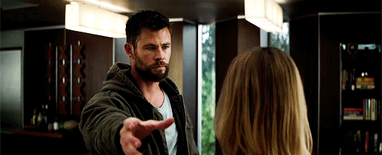 tumblr_pocxjiwQY51vr719go5_540.gif