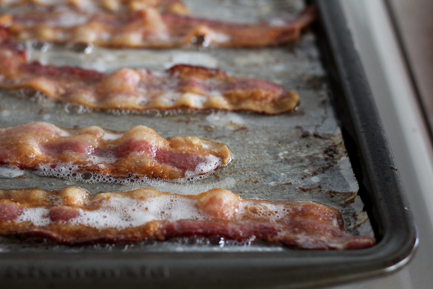 How To Bake Bacon In The Oven With Parchment Paper