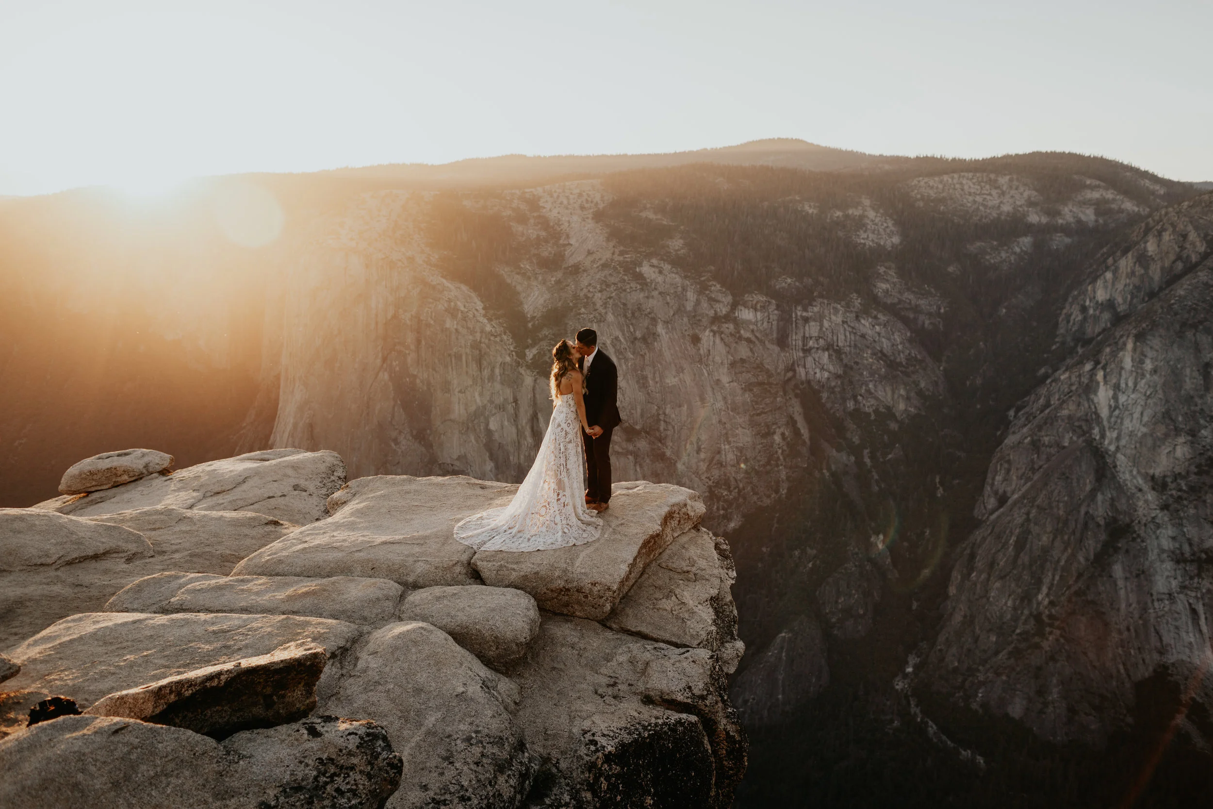 Amazing Yosemite Glacier Point Elopement