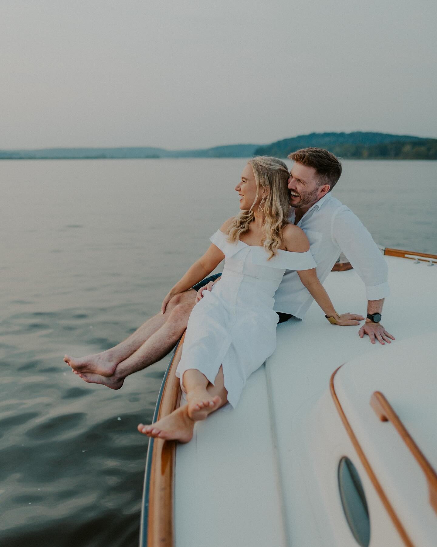 Literally one of the MOST dreamiest shoots I could&rsquo;ve ever imagined being blessed enough to capture. Anna &amp; David are such an amazing couple and we had the best time spending the week with them at the family beach home, exploring with them 