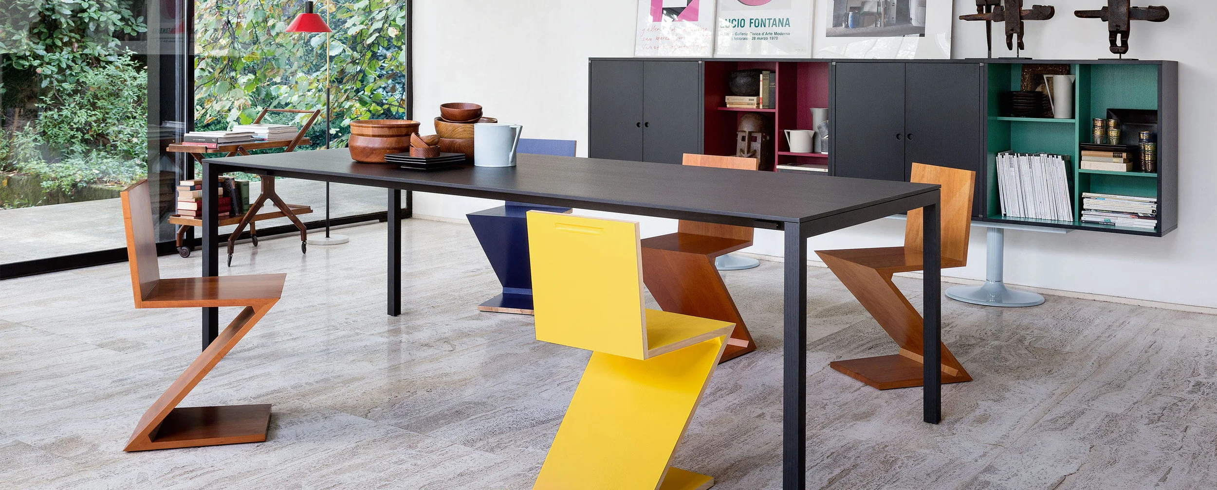 La chaise Zig Zag revisitée façon art optique, en édition limitée au Bon Marché