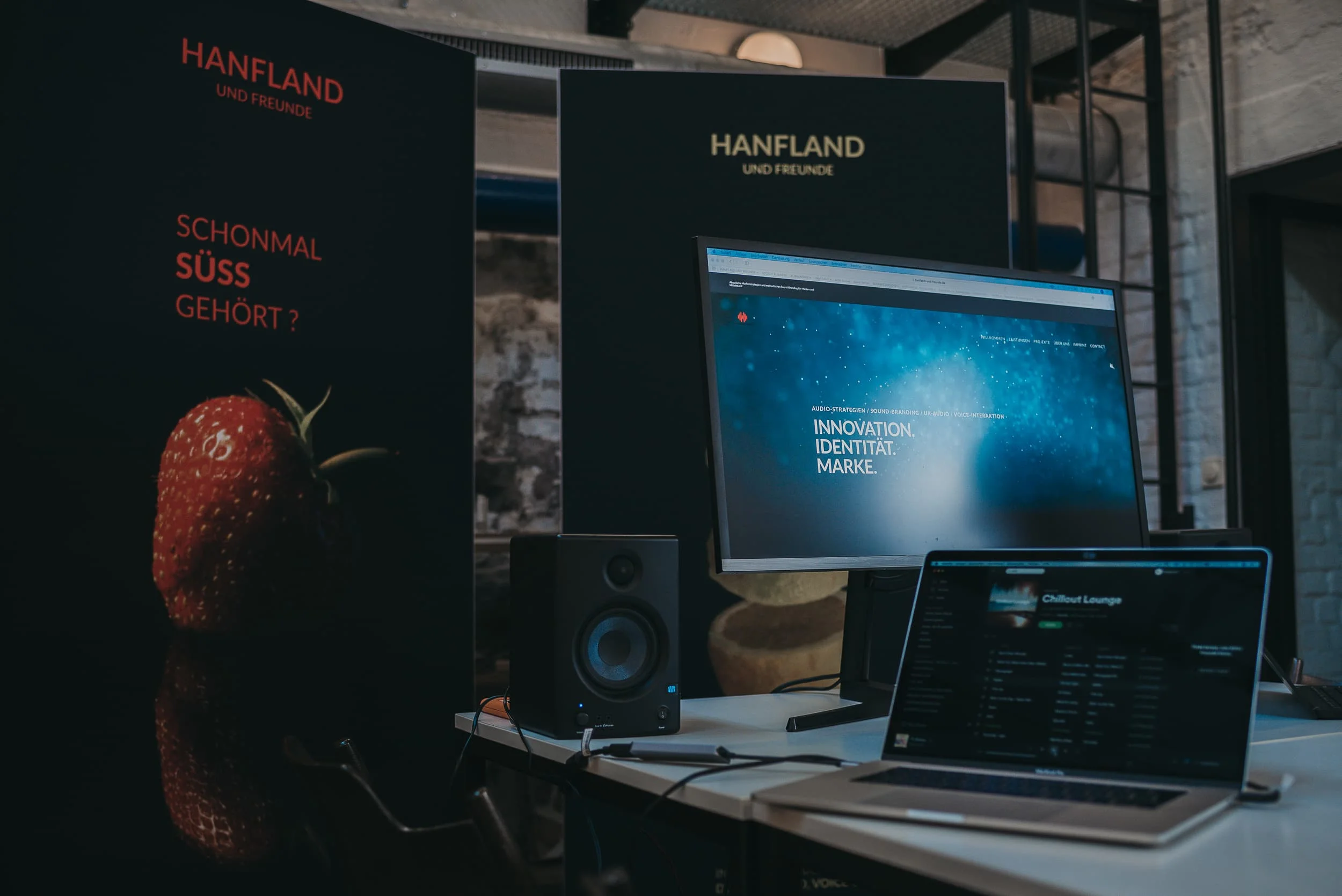 2 VOICE INTERAKTION UX Brand-Sounds Sound Branding.jpg