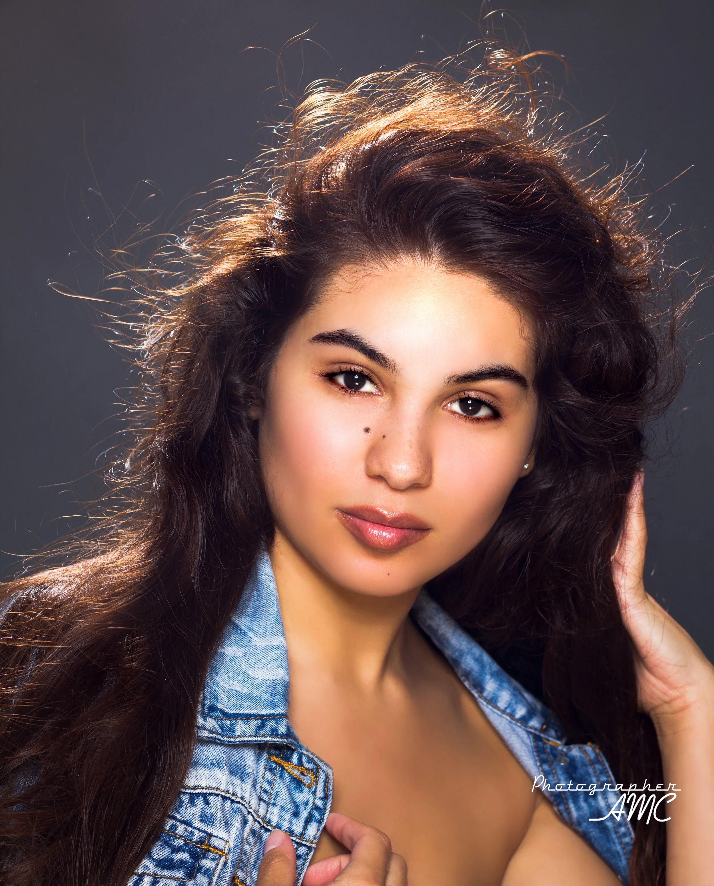 20170917-promo model-058-Edit-2.jpg