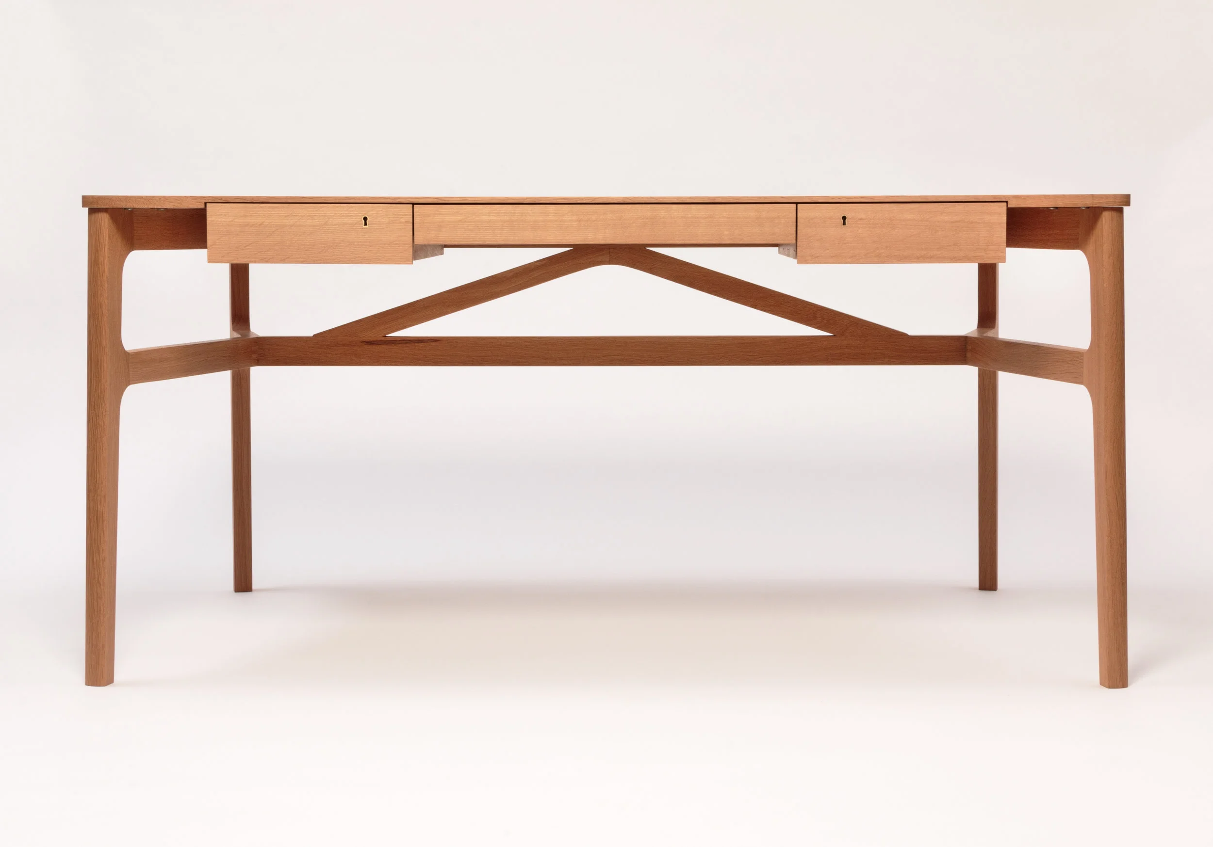 Taper Desk2.jpg