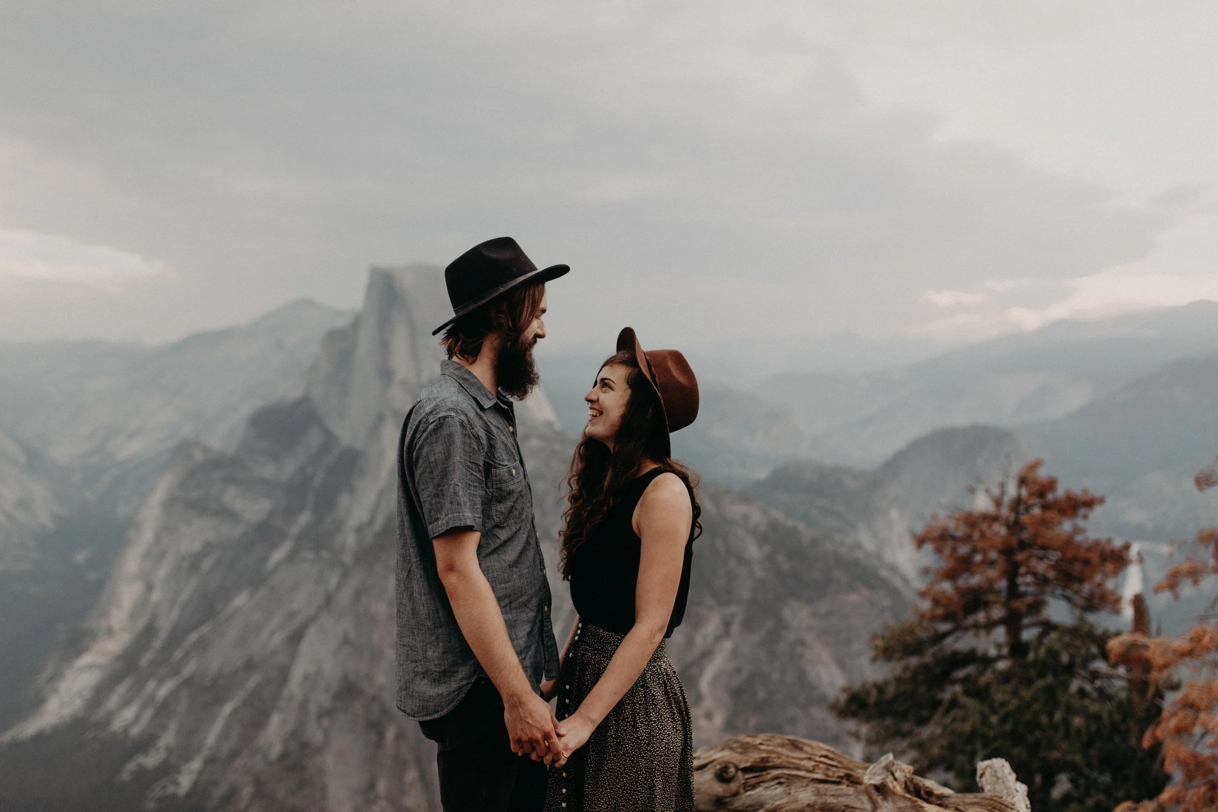 yosemite_engagement_session.jpg