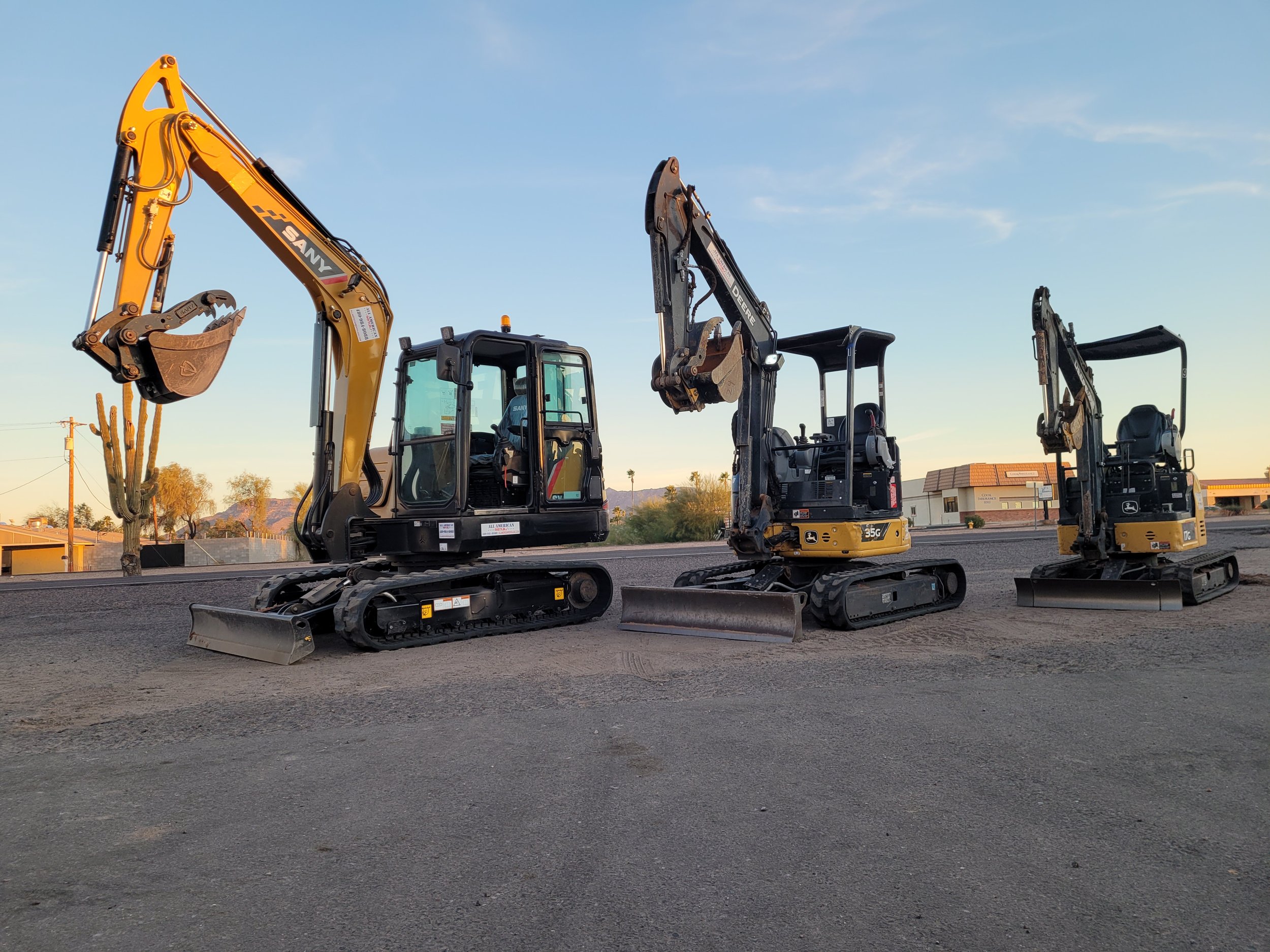 EXCAVATOR LINE UP.jpg