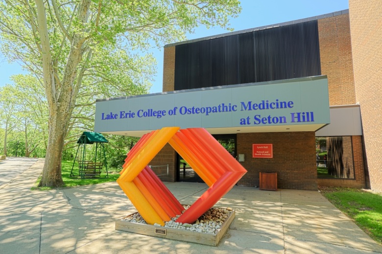 Seton-Hill-University-071SEm.jpg