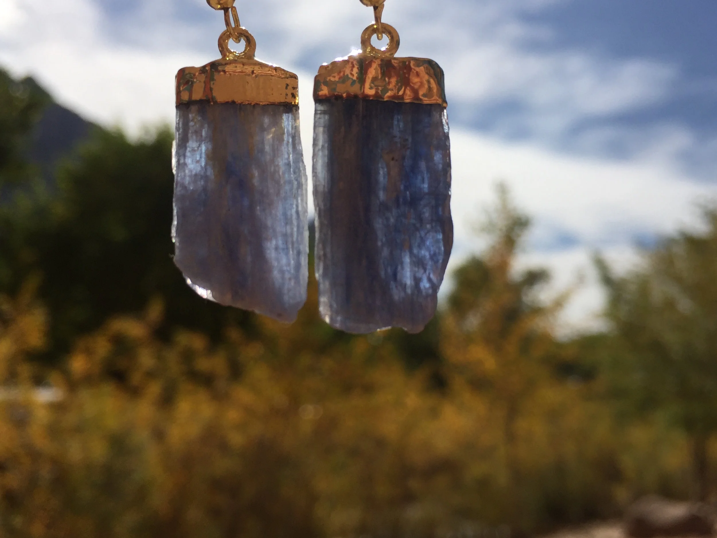 gold kyanite 4.jpeg
